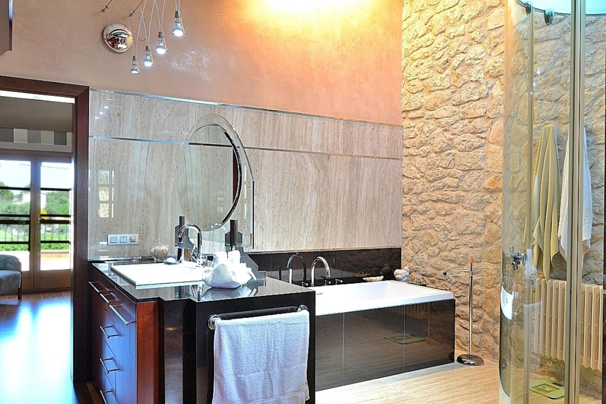 Bast 106 X 4 Pax By Mallorca Charme